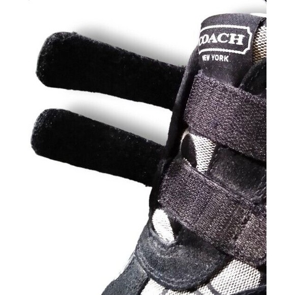 Coach New York Size 6.5 B Womens Priya Black Signature Print Strap Sneakers GUC - Picture 4 of 16